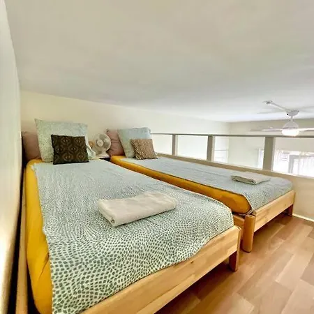 Au Bord Des Berges + Parking * Toulouse