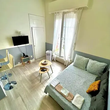 Au Bord Des Berges + Parking * Toulouse