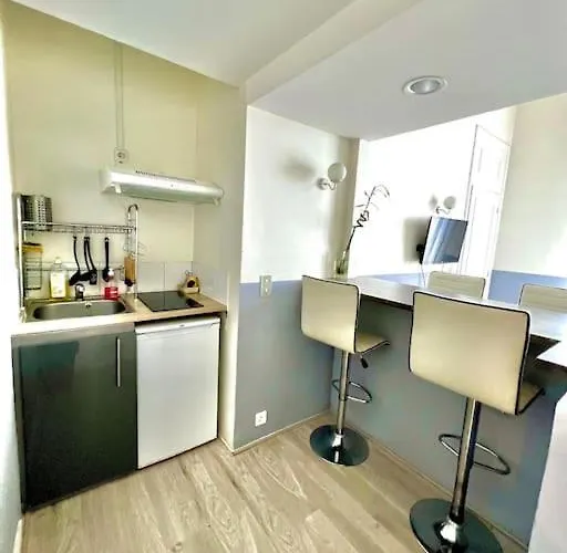 Au Bord Des Berges + Parking Apartamento *